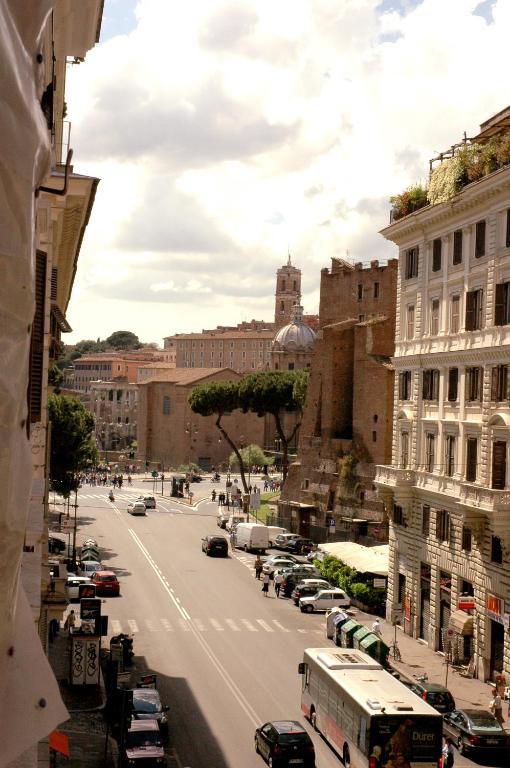 Hotel Foro Romano Imperatori Exterior photo